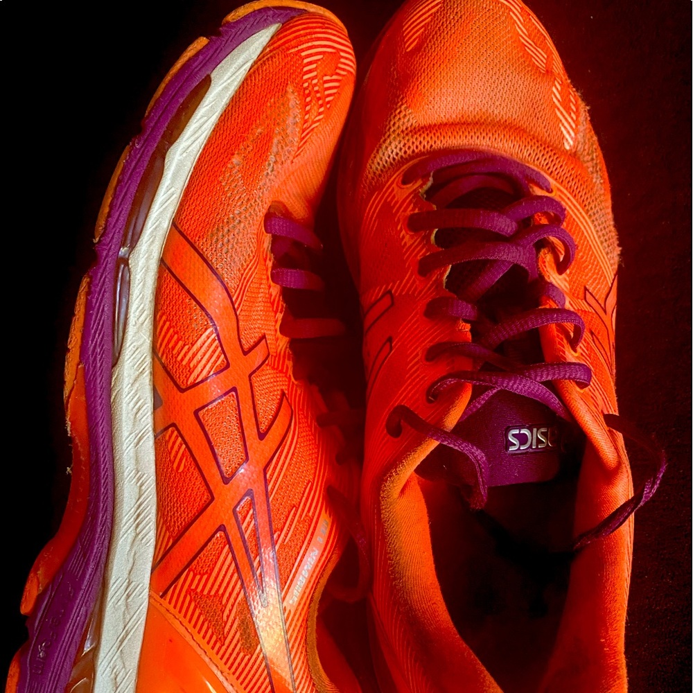 Asics GEL-Cumulus 19 athletic shoes